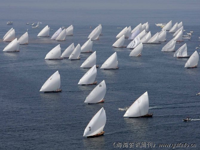 Al Gaffal传统单栀三角帆船竞赛