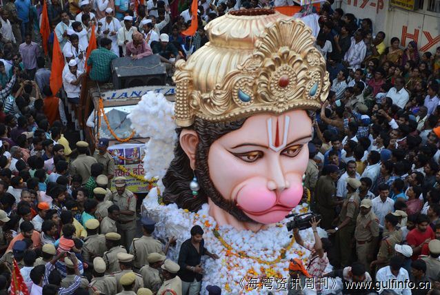 <font color=#ff0000>印度教徒庆祝Ram Navami节日</font>