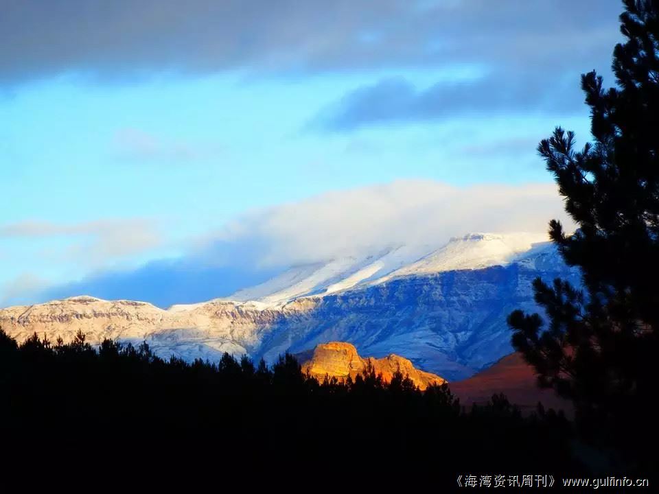 南非下雪啦！华为去年在南非卖出100万部智能手机；海信非洲新总部落户开普敦