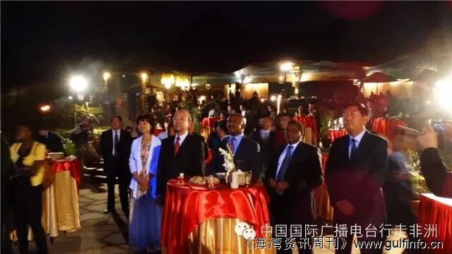 “爱上<font color=#ff0000>郑州</font>”影像展隆重揭幕 肯高官说曾梦想学少林功夫