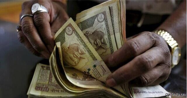 印度11月9日零时开始停止流通500与1,000卢比钞票