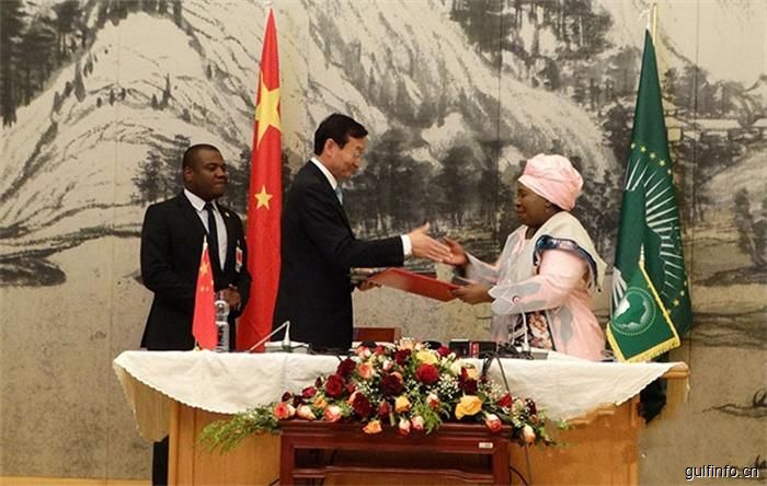 英媒宣称：中国<font color=#ff0000>资本</font>出口为非洲带来新机遇，促进非洲大陆整体增长！