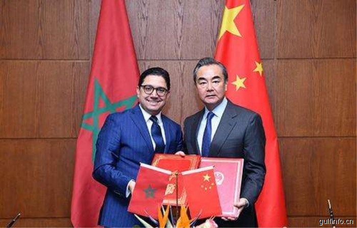 2017年中国与摩洛哥双边贸易概况：进<font color=#ff0000>出口</font>额为43.3亿美元,增长8.1%