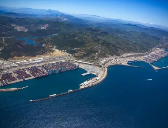 摩洛哥丹吉尔地中海港： 非洲及地中海区域第一大港口扩建，深入构建“<font color=#ff0000>一带一路</font>”倡议