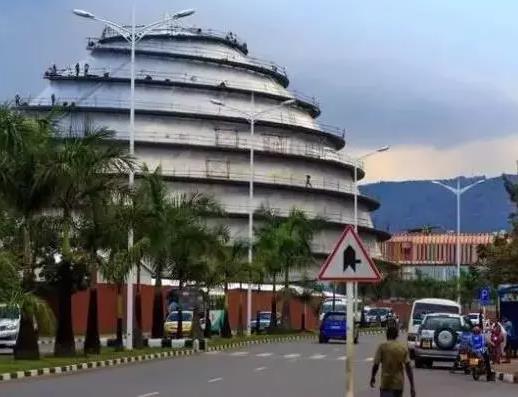 <font color=#ff0000>报告显示卢旺达仍为非洲第二安全国家</font>